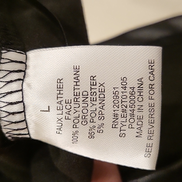 Olive +Oak 2 piece set size Large. Black and grey. NWT - Picture 9 of 13